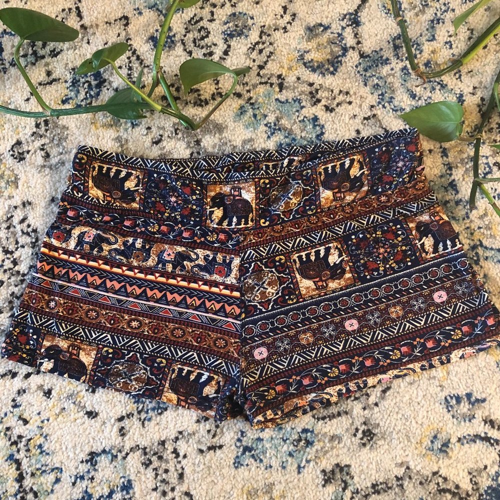 Boho Elephant Shorts XL